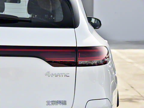 2022�� EQC 350 4MATIC �ر��