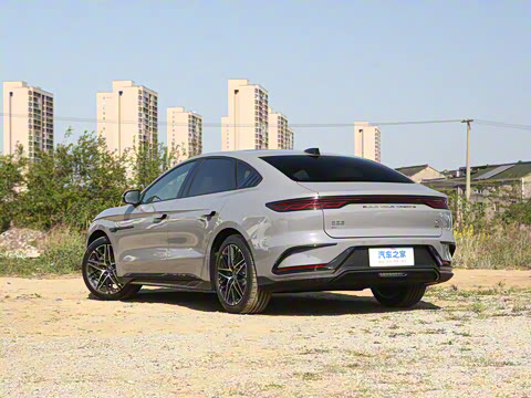 2025�� EV �Ǽݰ� 605KM�캽��