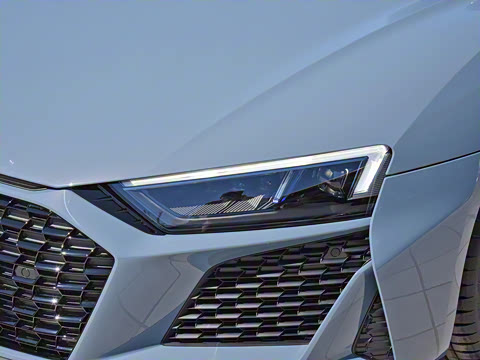 2022�� V10 Coupe performance