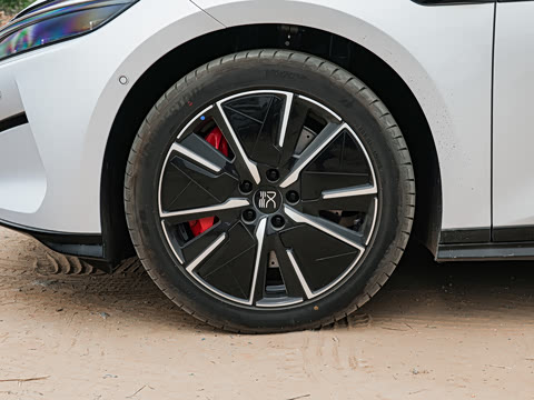 2025�� DM-i 200KM�����״�������