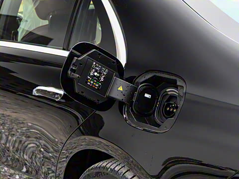 2025�� AMG S 63 L E Performance