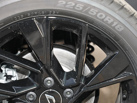 2022�� �ڷ�� 1.4T �Զ�������Pro