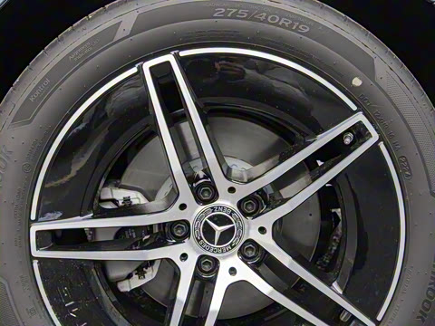 2025�� E 300 ʱ�����˶���