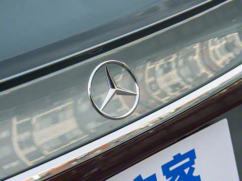 2025�� E 300 ʱ�����˶���