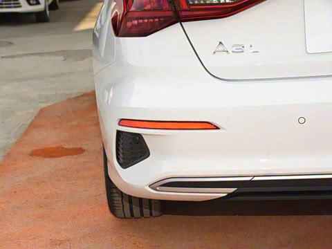 2023�� �Ŀ� A3L Limousine 35 TFSI ʱ��������