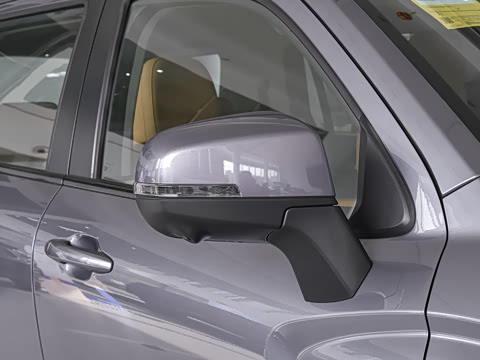 2025�� 2.0T�Զ�������Ӣ�� ����