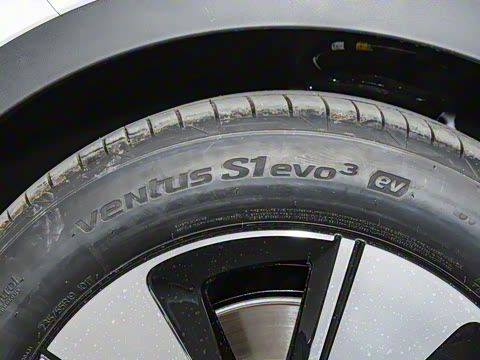 2025�� �Ŀ� ������ ����������