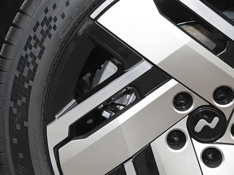 2025�� Ultra ������