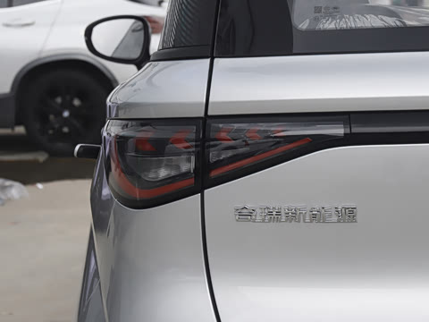 2025�� 305km ������