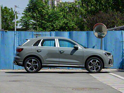 2025�� quattro 45�����ذ� 35TFSI ʱ�ж�����