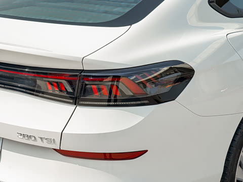 2022�� ���L 280TSI DSG������