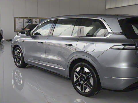 2025�� ����Ultra