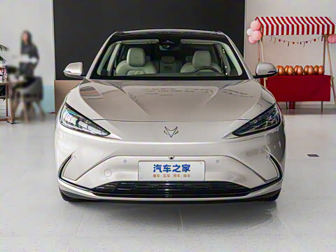 2025�� 735MAX 160kW