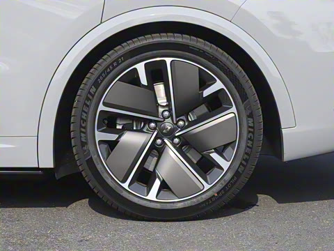 2025�� Ultra ���ܻ��°�