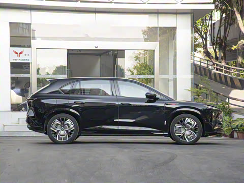 2025�� 680 Ultra������