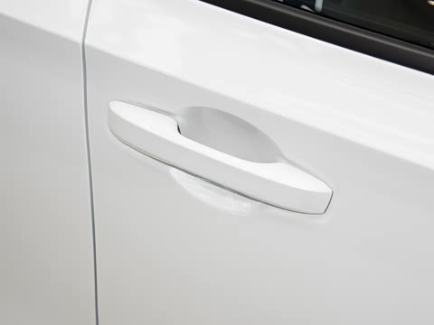 2025�� 240TURBO CVT�Ƽ���