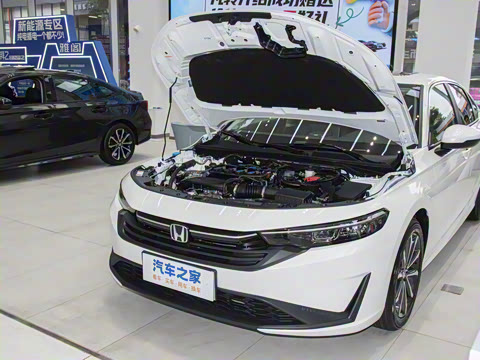 2025�� 240TURBO CVT�Ƽ���