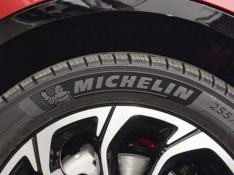 2025�� 2.0T ������������˹��