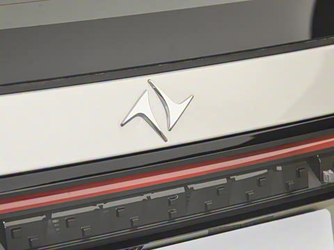 2025�� 636Ultra�Ǽݰ� 6��