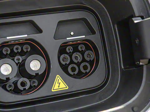 2025�� 215�콢��