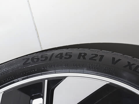 2025�� 636Ultra���Ȱ� 6��