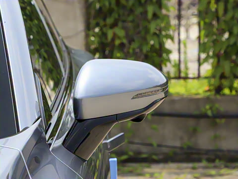 2025�� ���� 550ProѲ����