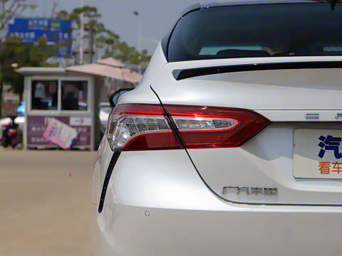 2021�� 2.0S ���а�