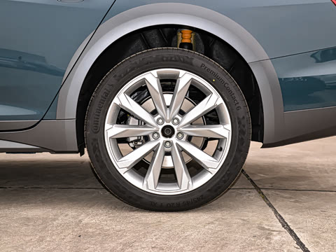 2021�� allroad quattro ̽���� 55 TFSI ����ԽҰ��