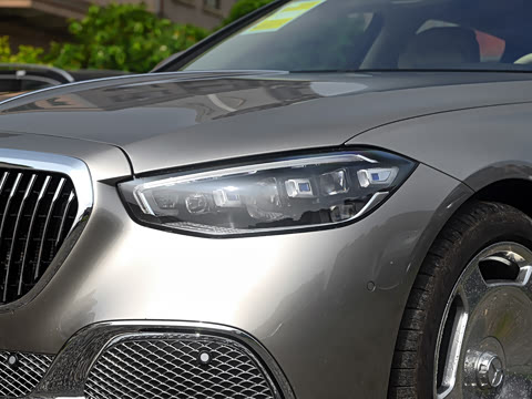 2025�� �Ŀ� S 680 4MATIC