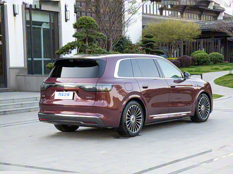 2025�� ���� Ultra�� 53.4kWh 6����