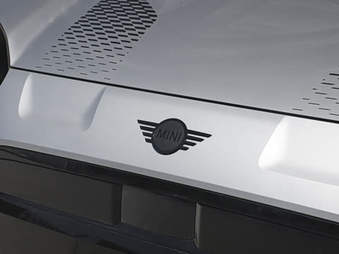 2025�� JOHN COOPER WORKS