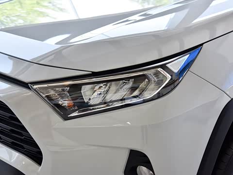 2020�� 2.0L CVT�������а�