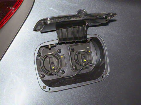 2025�� 251km ϲ���� 25.05kWh