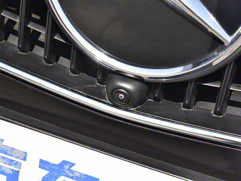 2025�� �Ŀ� GLC 260 L 4MATIC ������