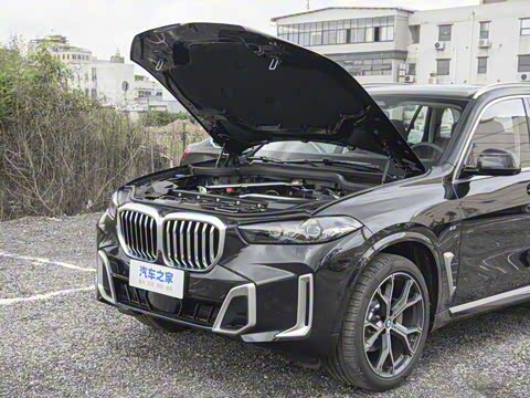 2023�� xDrive 30Li ������M�˶���װ