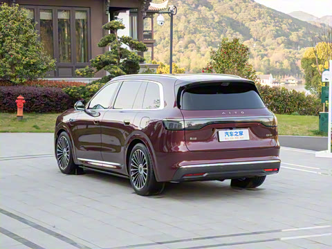 2025�� ���� Ultra�� 53.4kWh 6����