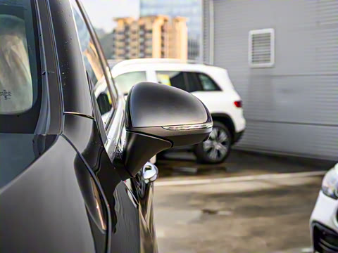 2025�� �Ŀ� GLC 300 L 4MATIC ������ 5��