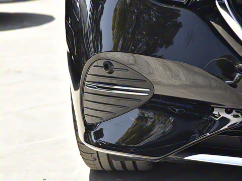 2025�� �Ŀ� E 300 L �����