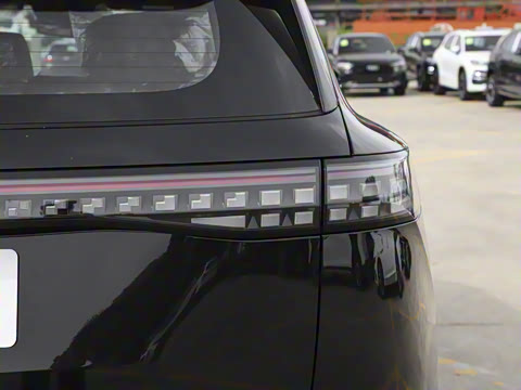 2025�� 636Ultra�Ǽݰ� 5��