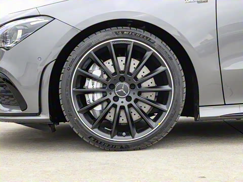 2023�� AMG CLA 35 4MATIC