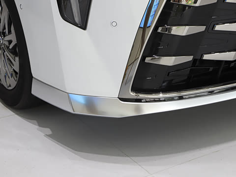 2025�� Ǭ��ϵ�� Ultra ͷ�Ȳ�