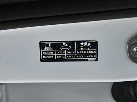 2026�� ��4�� 400������ 1.5L �ֶ���Խ��