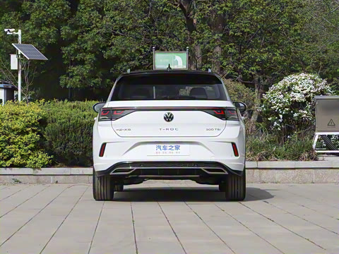 2025�� �Ŀ� 300TSI DSG���������