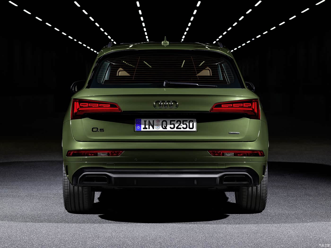 汽车之家|奥迪q5(进口)|2021款 40 tdi quattro s line 欧洲版|外观