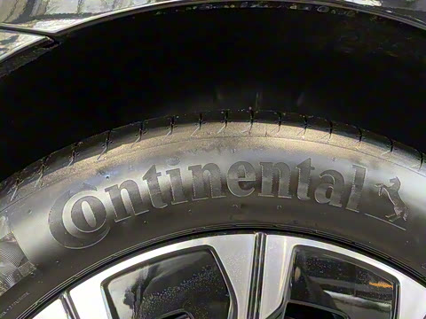 2025�� 2.0T ʱ�а�