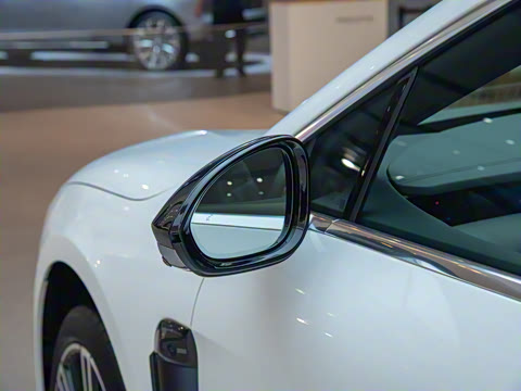 2025�� 102kWh ǩ����