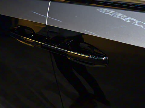 2025�� Ǭ��ϵ�� Ultra ͷ�Ȳ�