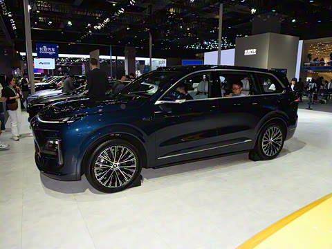 2025�� ����Ultra+