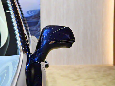 2025�� 4.0T V8 ��ͤ���϶��ư�