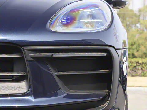 2022�� Macan 2.0T